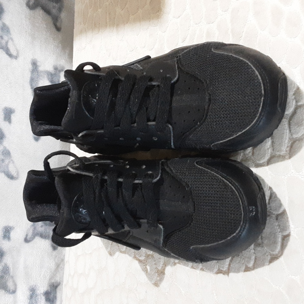 Boys huaraches